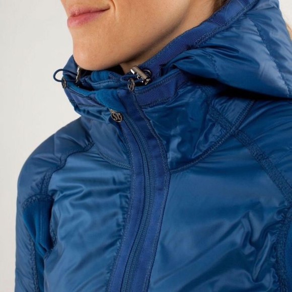 EUC Lululemon Quilted Women’s Bundle Up Jacket Removable Hood - Picture 8 of 9